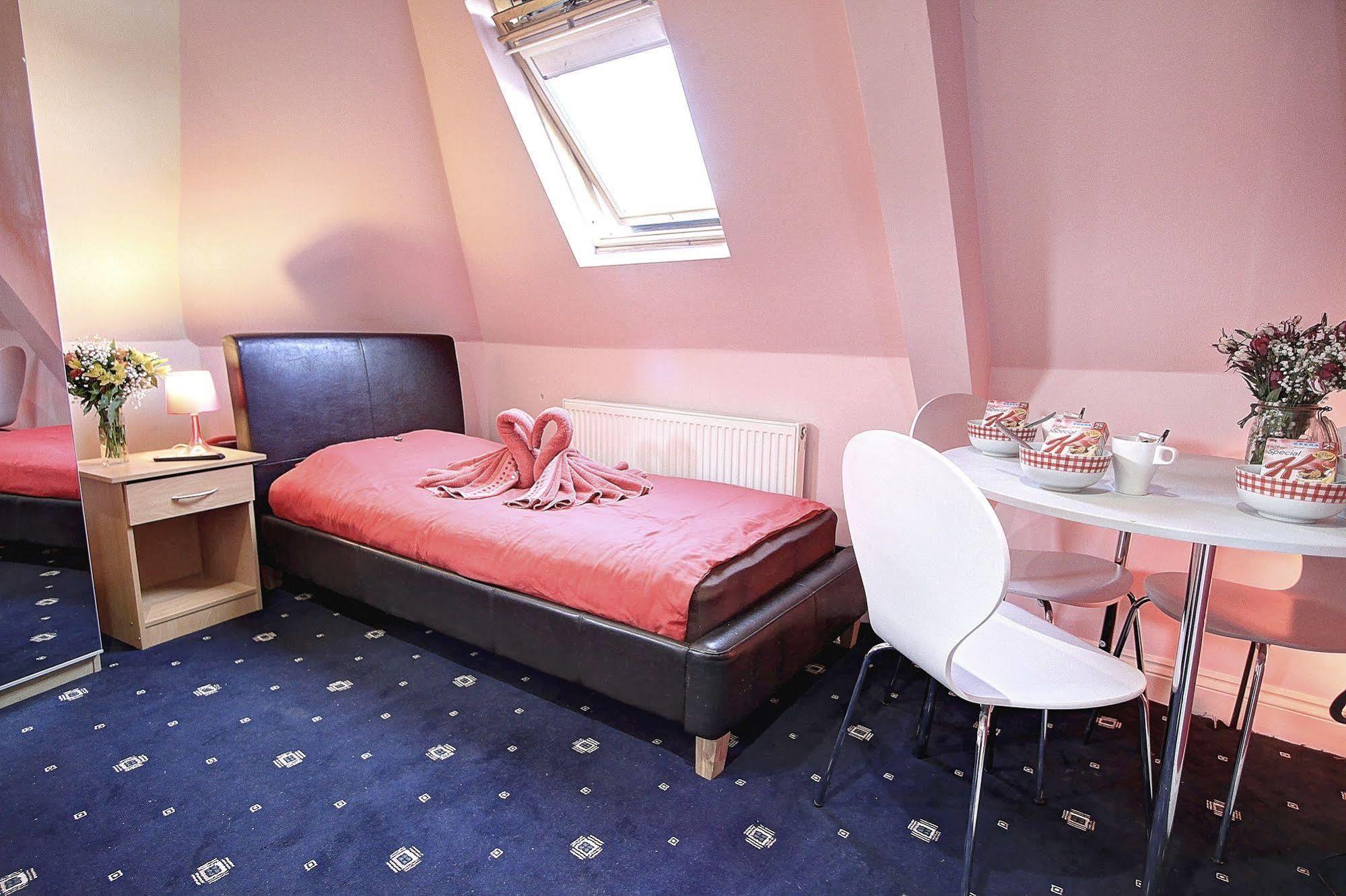 Beaconsfield Hotel Londra Dış mekan fotoğraf